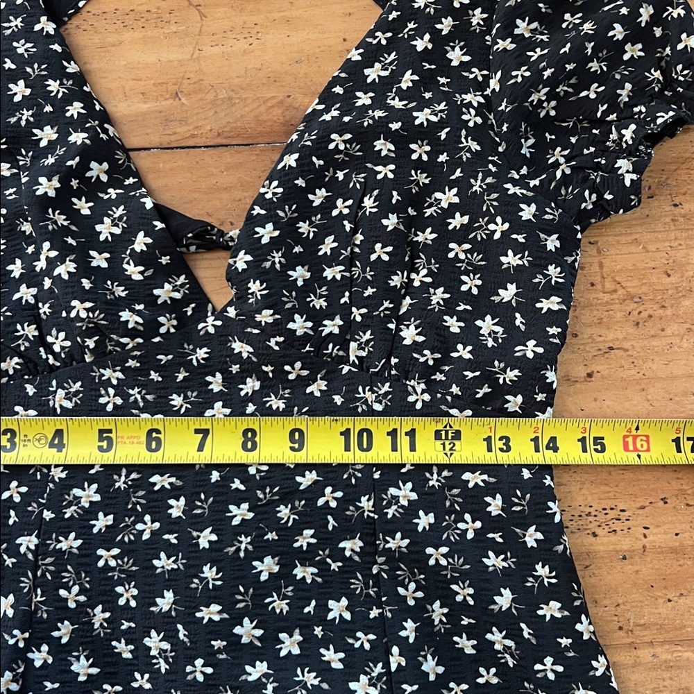 Princess Polly Kacey Mini floral dress size US 6 - Picture 12 of 15